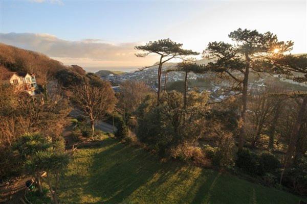Westwell Hall Guest Accommodation, Bed & Breakfast, Luxury Rooms Ilfracombe Dış mekan fotoğraf